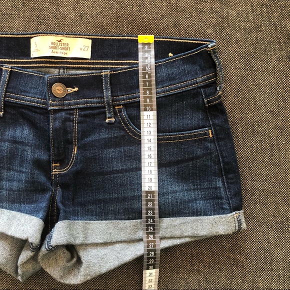Hollister short-short dark denim jean shorts W27 - Picture 2 of 9